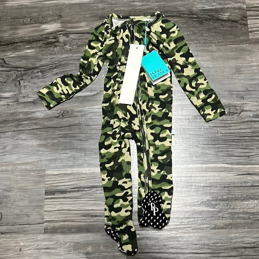 Posh peanut footie cadet